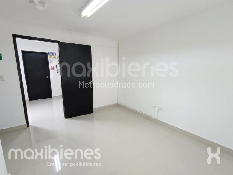 Local Comercial en Arriendo, Belen San Bernardo, Medellín - Vista 2