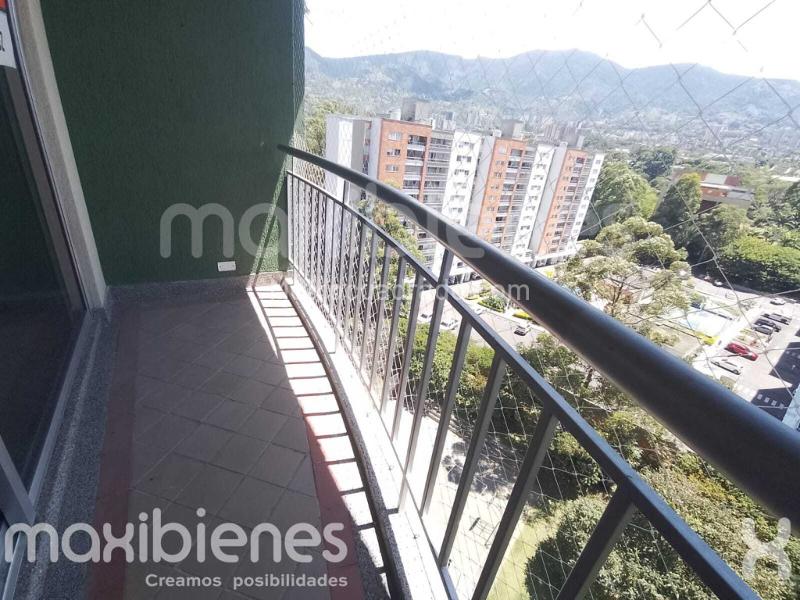 3BR Apartment in Suramerica (95 m²)