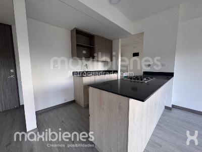 Apartamento de 2 alcobas en arriendo en Las Palmas, Medellín, 72 m² · foto 3 de 10