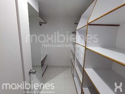 Apartamento de 3 alcobas en arriendo en El Poblado, Medellín, 180 m² · foto 8 de 14