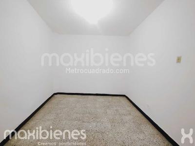 Casa de 4 alcobas en arriendo en La Floresta, Medellín, 180 m² · foto 5 de 13