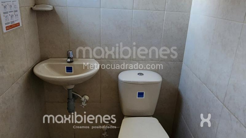 Oficina en Arriendo, Prado, Bello - Más