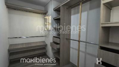 Apartamento de 3 alcobas en venta en San Jose, Sabaneta, 150 m² · foto 17 de 19