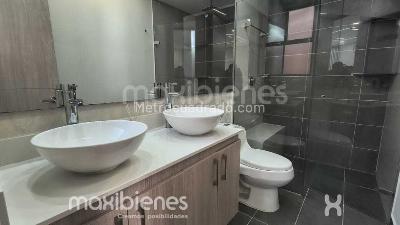Apartamento de 3 alcobas en venta en San Jose, Sabaneta, 150 m² · foto 18 de 19