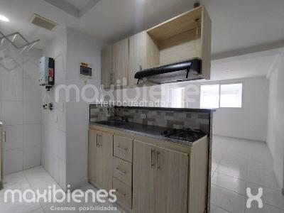 Apartaestudio en venta en Prado, Medellín, 35 m² · foto 2 de 12