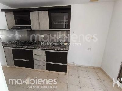 Apartamento de 3 alcobas en venta en Castropol, Medellín, 75 m² · foto 2 de 20
