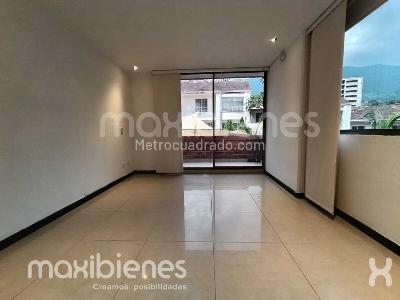Apartamento de 3 alcobas en venta en Castropol, Medellín, 75 m² · foto 4 de 20
