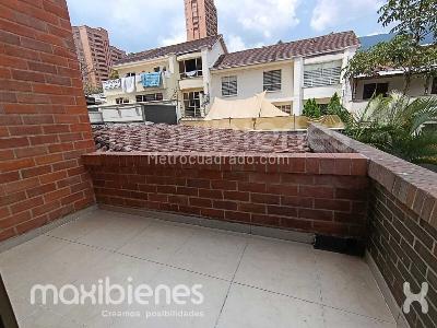 Apartamento de 3 alcobas en venta en Castropol, Medellín, 75 m² · foto 9 de 20