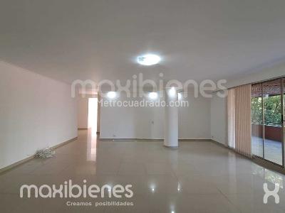 Apartamento de 4 alcobas en arriendo en El Poblado, Medellín, 200 m² · foto 3 de 15