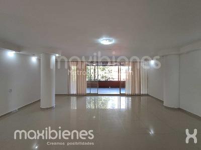 Apartamento de 4 alcobas en arriendo en El Poblado, Medellín, 200 m² · foto 4 de 15