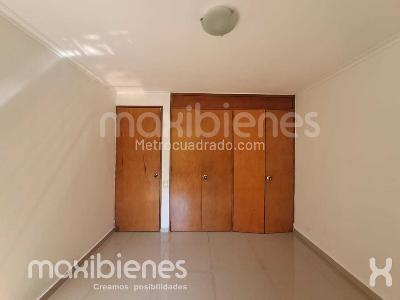 Apartamento de 4 alcobas en arriendo en El Poblado, Medellín, 200 m² · foto 8 de 15