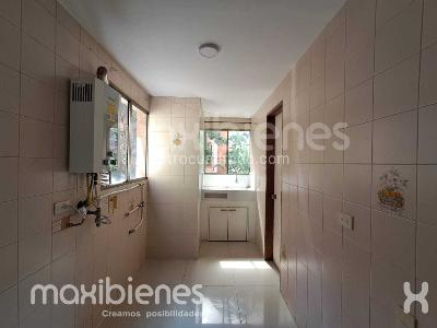 Apartamento de 4 alcobas en arriendo en El Poblado, Medellín, 200 m² · foto 14 de 15