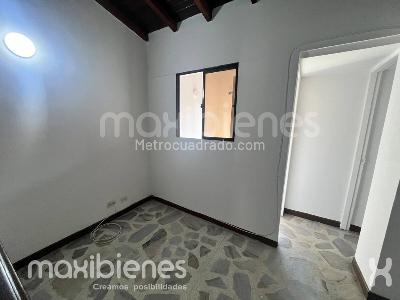 Apartaestudio en arriendo en La Pilarica, Medellín, 35 m² · foto 2 de 7