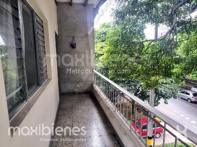 Apartamento en venta en Belen Rosales, Medellín · foto 4 de 9