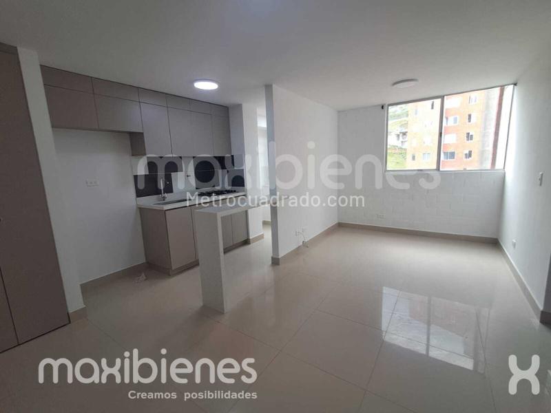 2BR Apartment in Calasanz (48 m²)