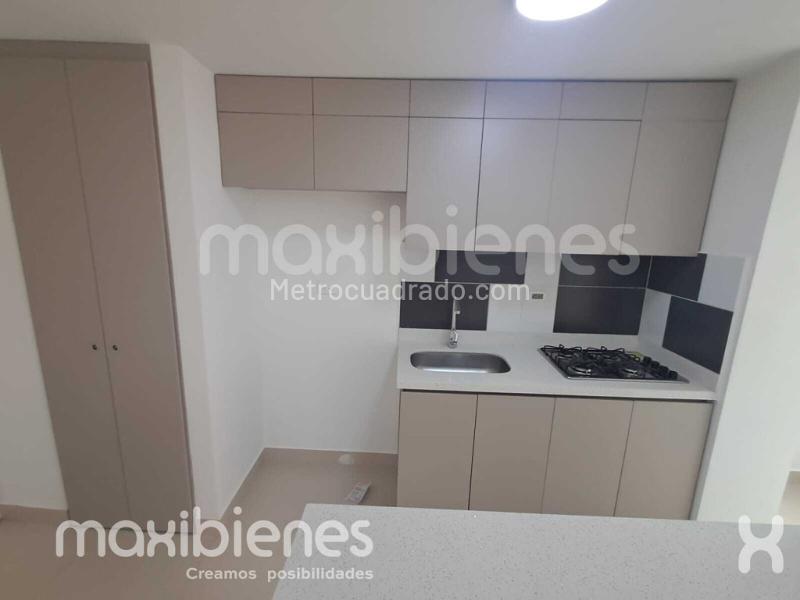 2BR Apartment in Calasanz (48 m²) - 2