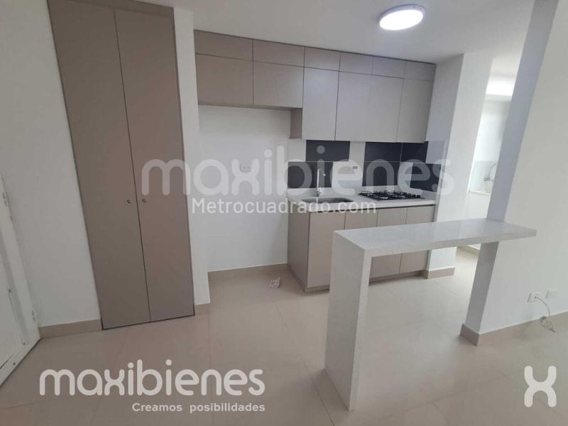 2BR Apartment in Calasanz (48 m²) - 4