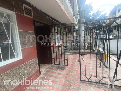Casa de 2 alcobas en venta en Castilla, Medellín, 52 m² · foto 6 de 8