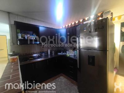 Apartamento en venta en San Javier, Medellín · foto 3 de 9