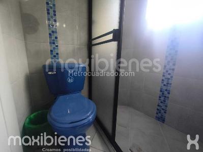 Apartamento en venta en San Javier, Medellín · foto 4 de 9