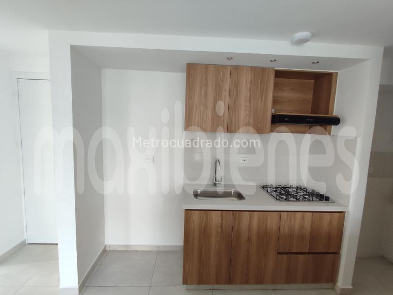 2BR Apartment in Centro (75 m²) - 4