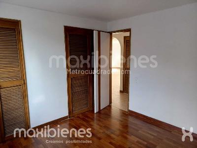 Apartamento de 5 alcobas en venta en El Poblado, Medellín, 110 m² · foto 9 de 20