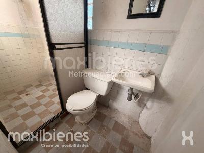 Casa de 2 alcobas en arriendo en La Milagrosa, Medellín, 80 m² · foto 11 de 14
