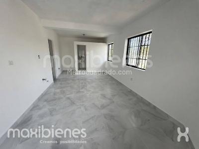 Casa de 2 alcobas en arriendo en La Milagrosa, Medellín, 80 m² · foto 3 de 14