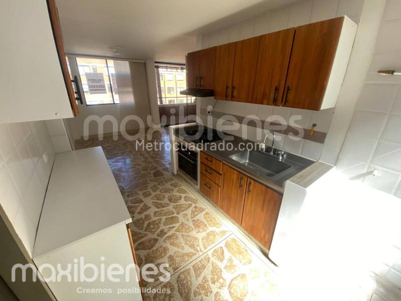 3BR Apartment in La Loma Del Indio (60 m²) - 3