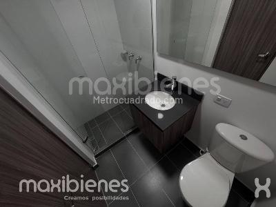 Apartamento de 3 alcobas en arriendo en El Poblado, Medellín, 64 m² · foto 10 de 14