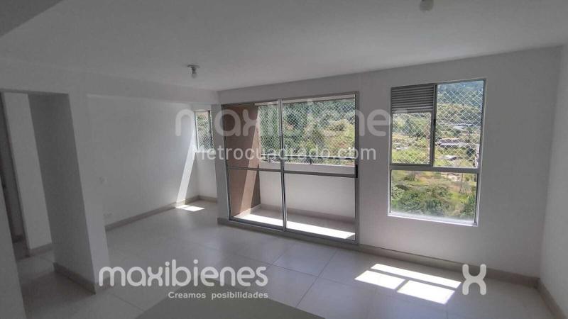 3BR Apartment in Niquia (58 m²) - 2