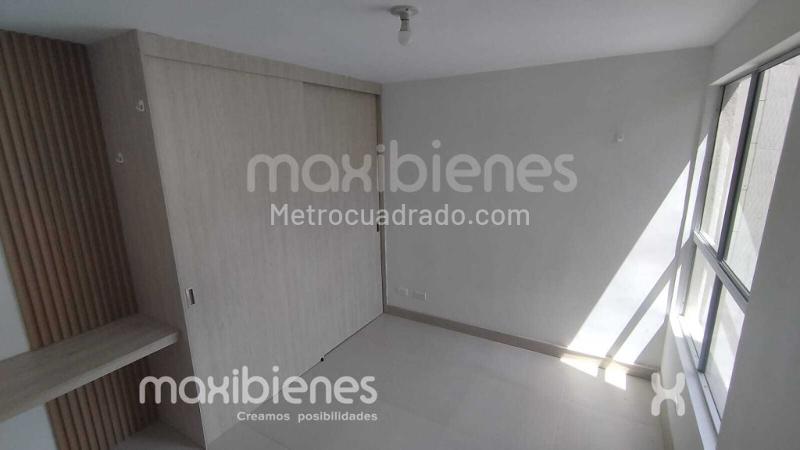 3BR Apartment in Niquia (58 m²) - 3