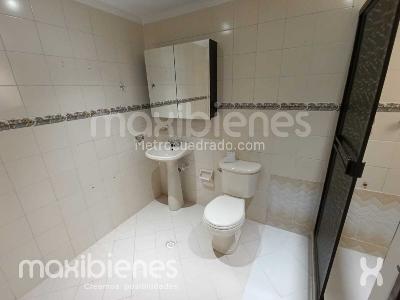Apartamento de 3 alcobas en arriendo en La Nubia, Medellín, 80 m² · foto 6 de 14