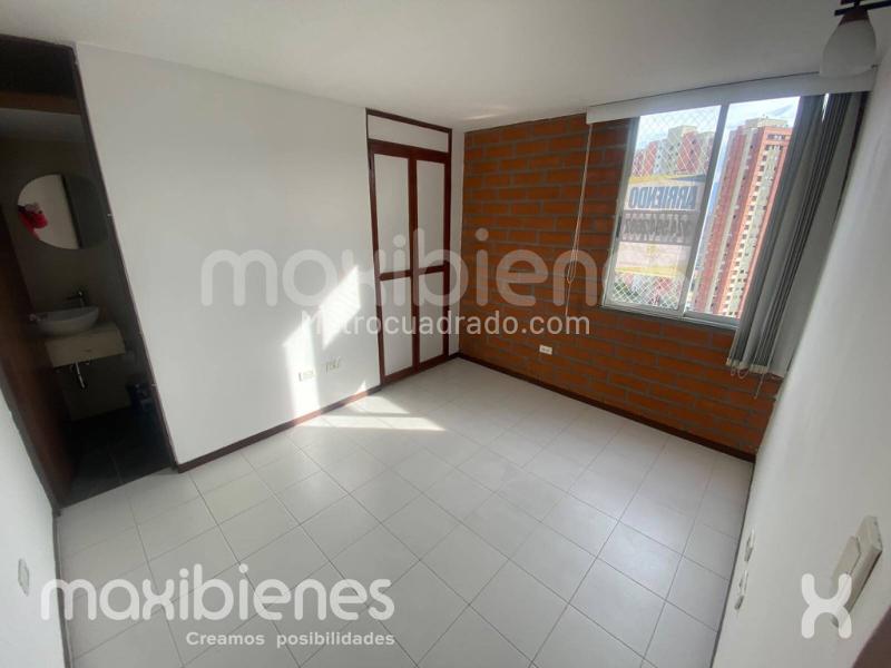 3BR Apartment in La Loma Del Indio (65 m²) - 3
