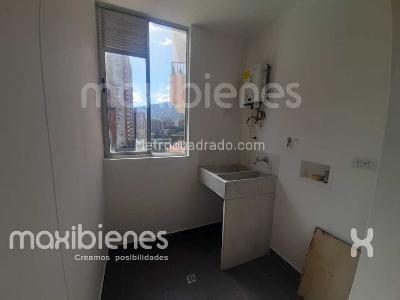 Apartamento en venta en Los Colores, Medellín · foto 15 de 20