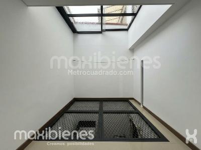 Casa de 4 alcobas en venta en Centro, Rionegro, 220 m² · foto 4 de 12