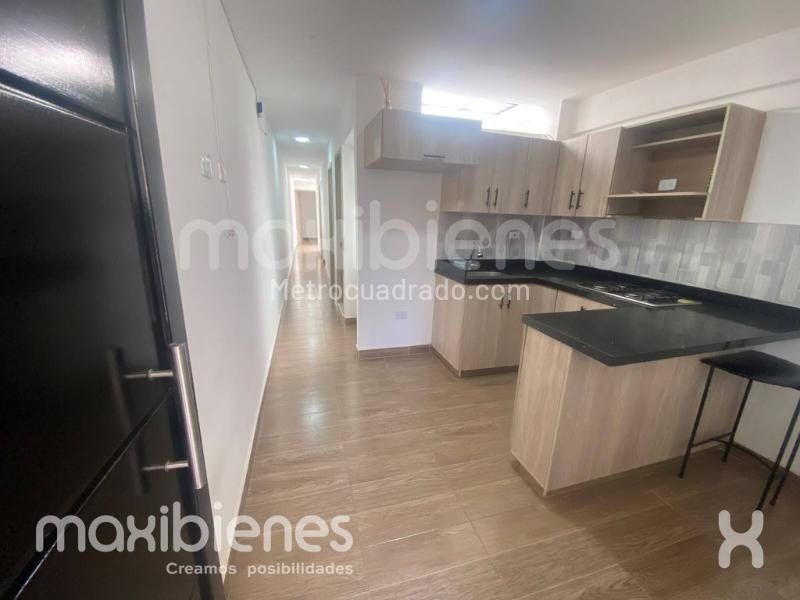 3BR Apartment in Niquia (55 m²) - 2