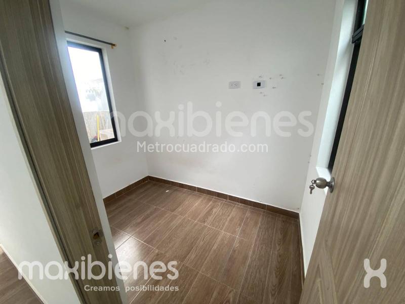 3BR Apartment in Niquia (55 m²) - 4