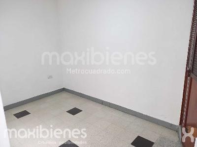 Casa de 3 alcobas en arriendo en La Floresta, Medellín, 168 m² · foto 4 de 15