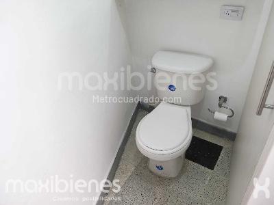 Casa de 3 alcobas en arriendo en La Floresta, Medellín, 168 m² · foto 13 de 15
