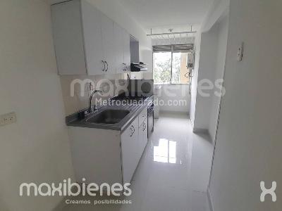 Apartamento de 3 alcobas en venta en Suramerica, Itagüí, 89 m² · foto 2 de 10
