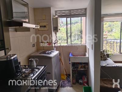 Apartamento en venta en San Antonio De Prado, Medellín · foto 3 de 12