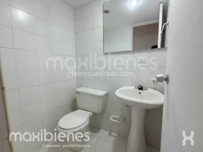 Apartamento de 3 alcobas en arriendo en San Diego, Medellín, 80 m² · foto 13 de 19