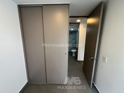Apartamento de 3 alcobas en venta en Machado, Bello, 55 m² · foto 10 de 16