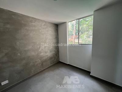 Apartamento de 3 alcobas en venta en Machado, Bello, 55 m² · foto 11 de 16