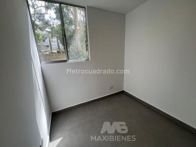 Apartamento de 3 alcobas en venta en Machado, Bello, 55 m² · foto 13 de 16