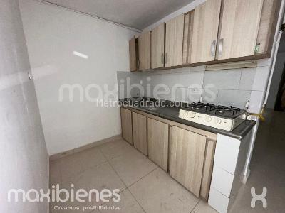 Apartamento de 3 alcobas en arriendo en El Salvador, Medellín, 100 m² · foto 2 de 19