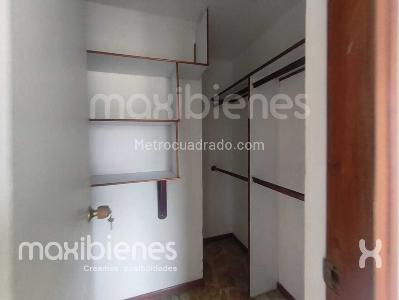 Apartamento de 3 alcobas en venta en El Velodromo, Medellín, 85 m² · foto 3 de 12