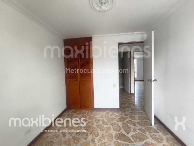 Apartamento de 3 alcobas en venta en El Velodromo, Medellín, 85 m² · foto 6 de 12