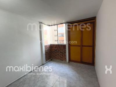 Apartamento de 3 alcobas en venta en Bombona, Medellín, 54 m² · foto 3 de 9